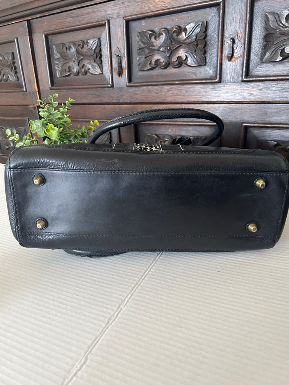 Coach Black Leather Shoulder Bag with Signature Stripe and Matching Wallet - Picture 8 of 17